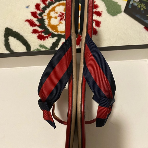 Gucci Sandals - Picture 3 of 4